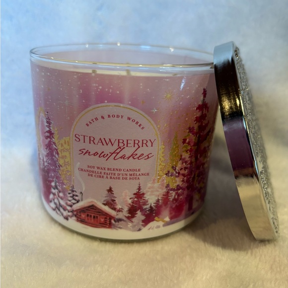 Bath & Body Works Strawberry Snowflakes Candle - Pink and Silver - Picture 2 of 2